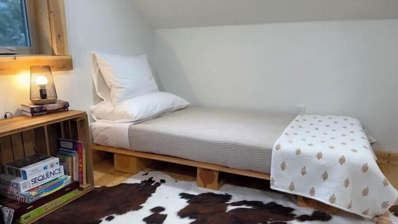 Photo of Bedroom in Apple Valley