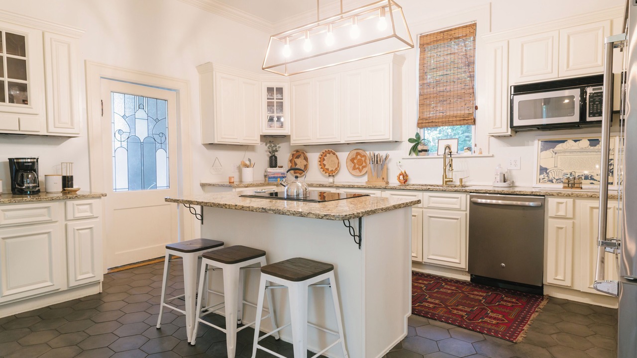 Photo of Kitchen in Five Points