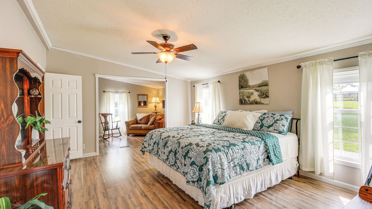 Photo of Bedroom in Spencer