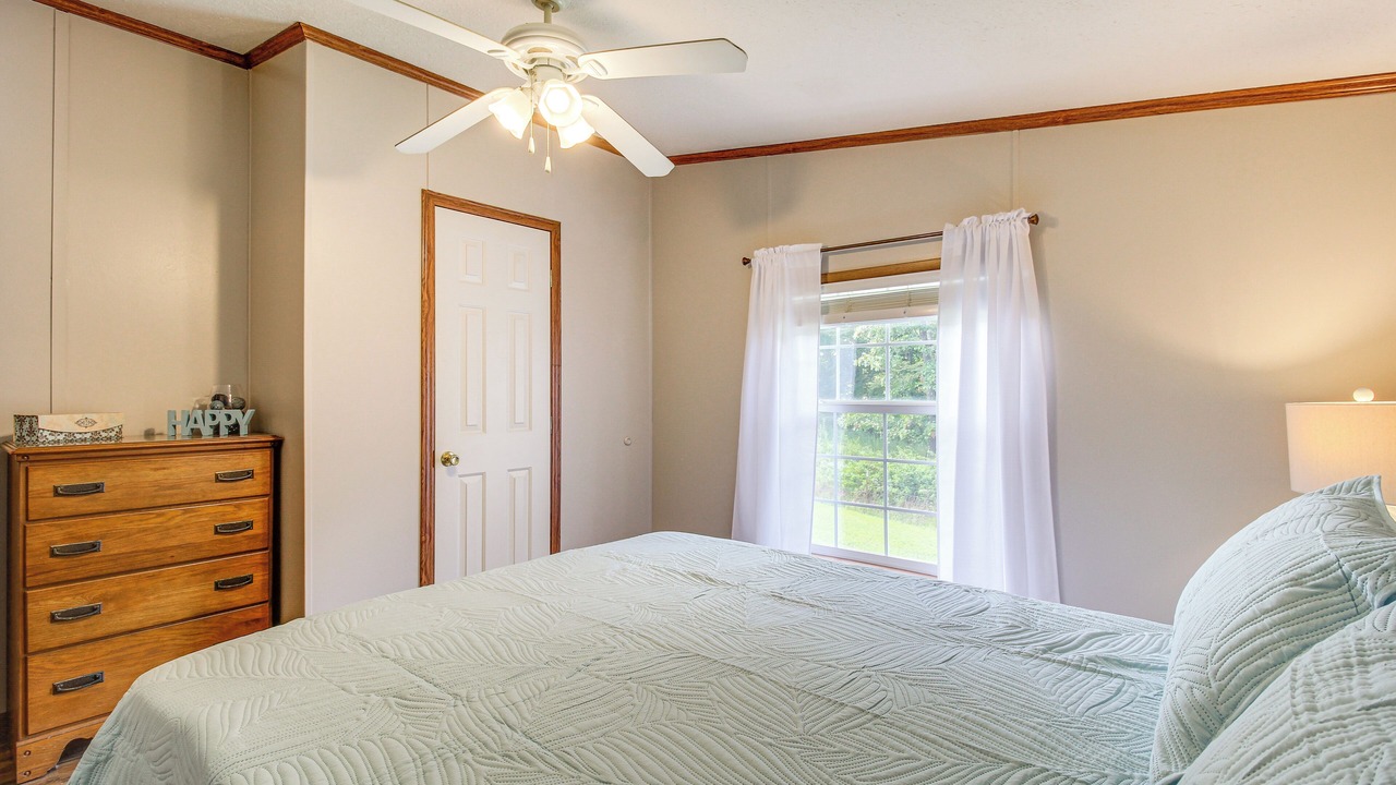 Photo of Bedroom in Spencer