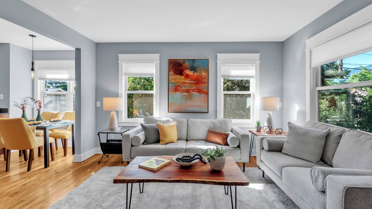 Photo of Livingroom in Whittier