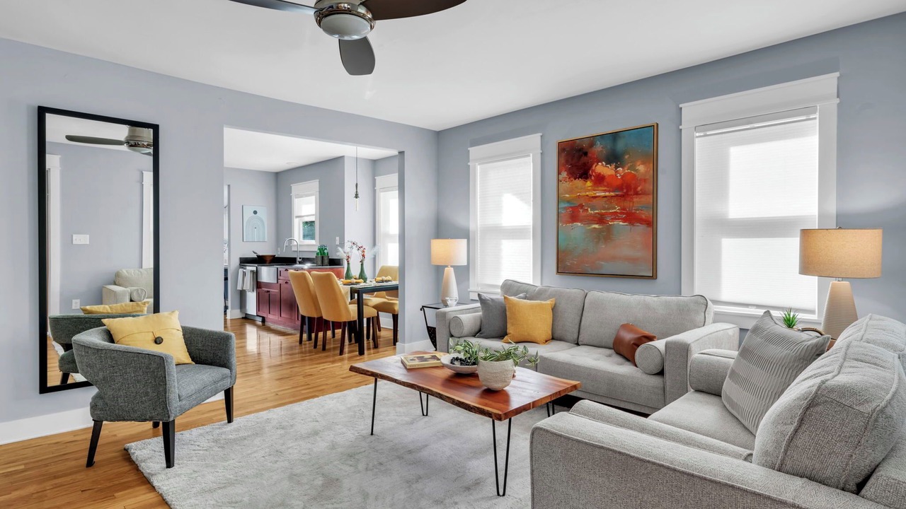 Photo of Livingroom in Whittier