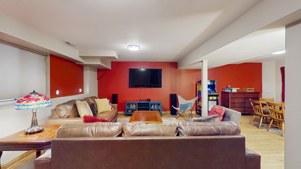 Photo of Livingroom in Shorewood-Tower Hills-Harbert