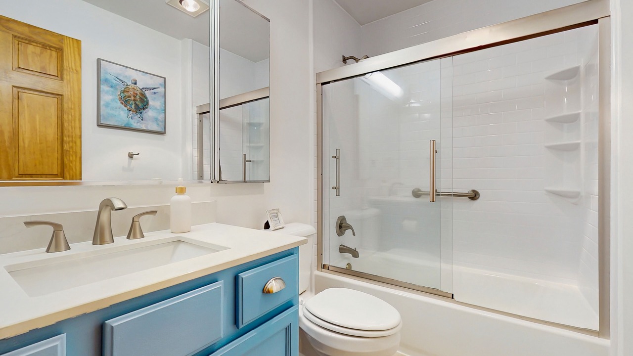 Photo of Bathroom in Shorewood-Tower Hills-Harbert