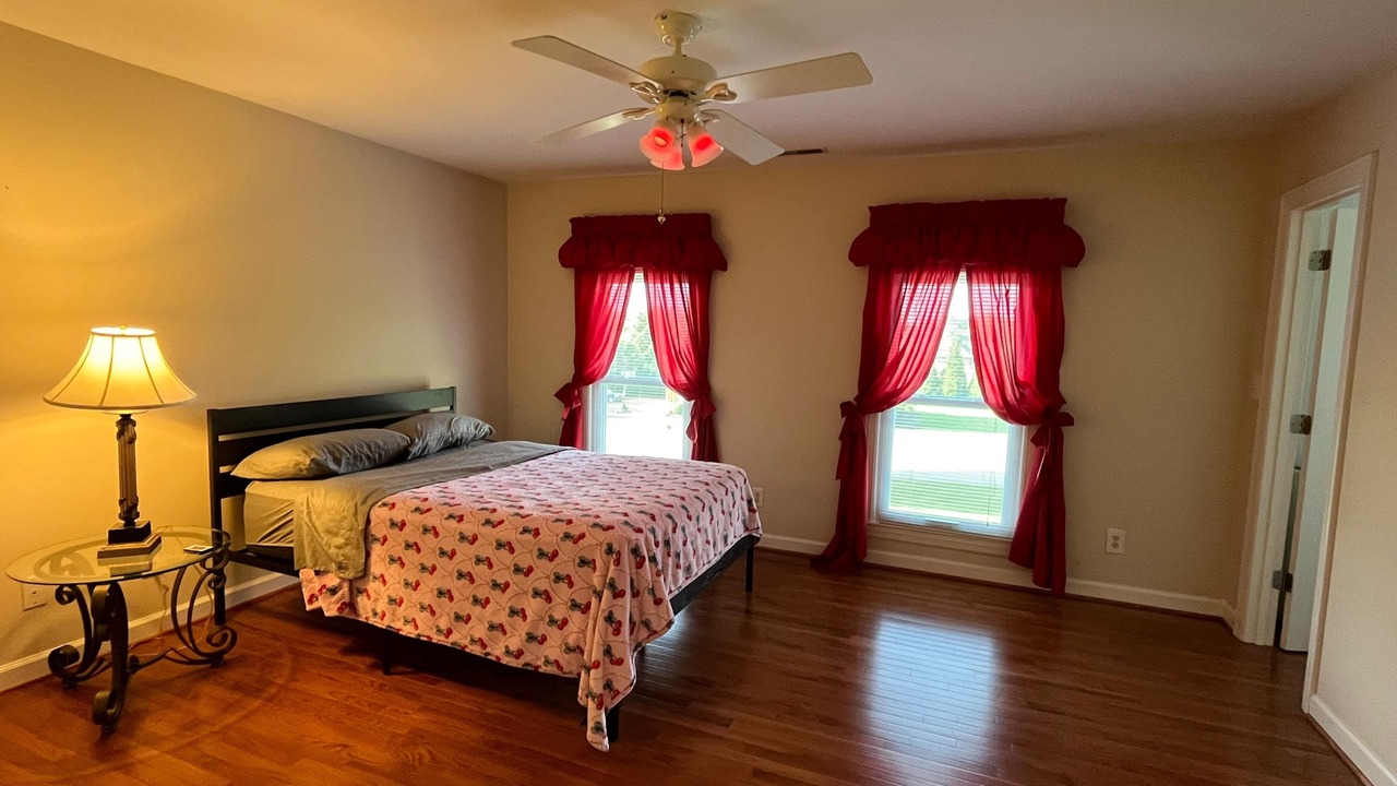 Photo of Bedroom in Rural Hill