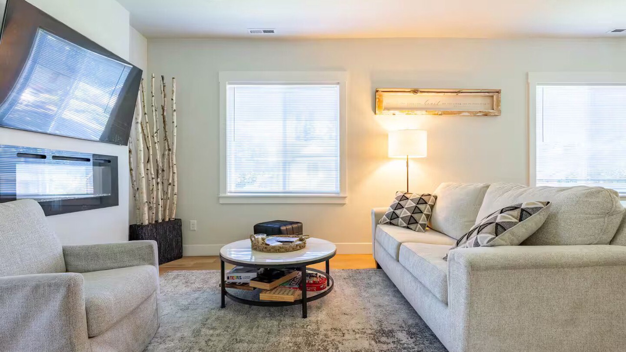Photo of Livingroom in Hough