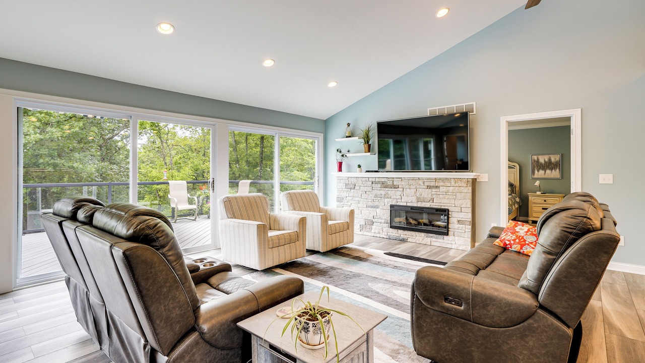 Photo of Livingroom in Lawrenceburg