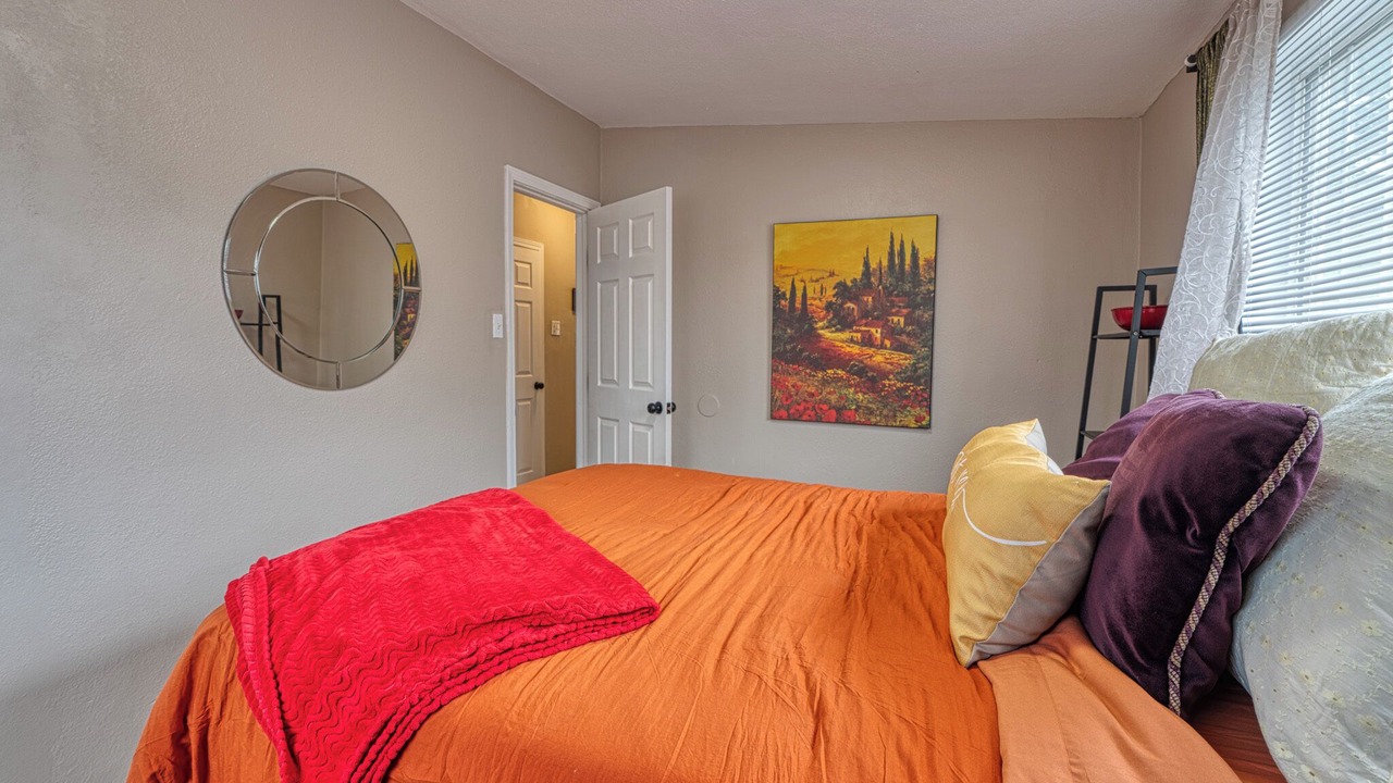 Photo of Bedroom in Northeast Heights
