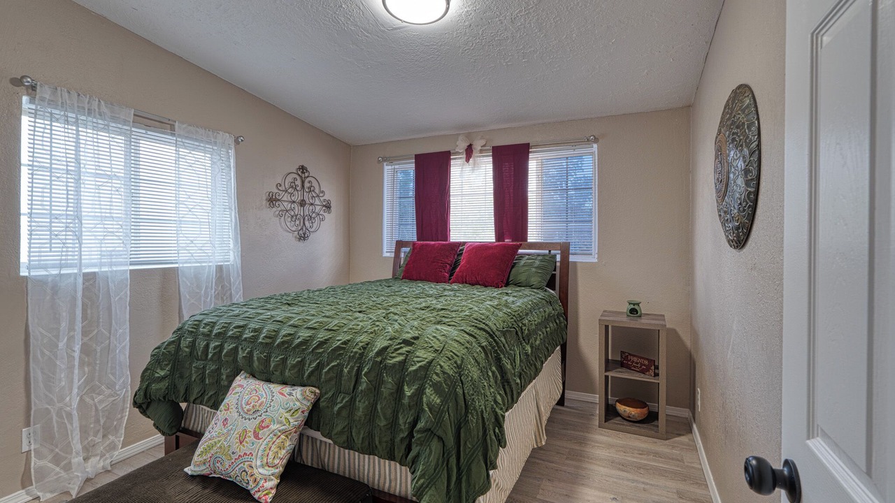 Photo of Bedroom in Northeast Heights