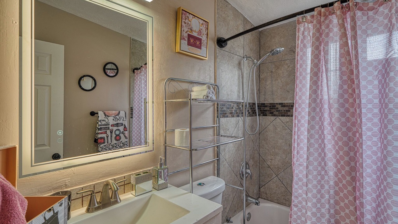Photo of Bathroom in Northeast Heights