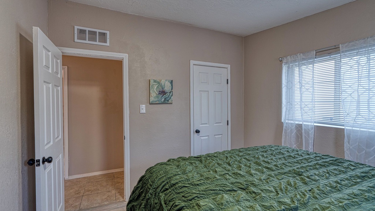 Photo of Bedroom in Northeast Heights