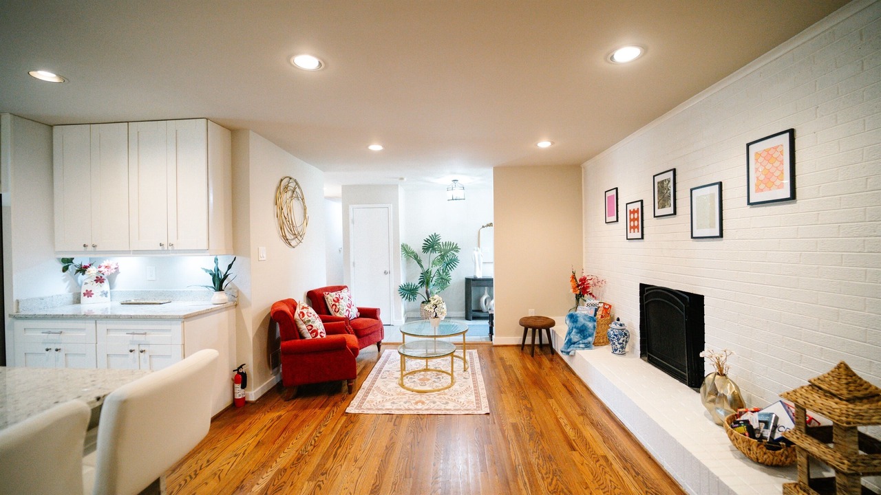 Photo of Livingroom in Oxon Hill