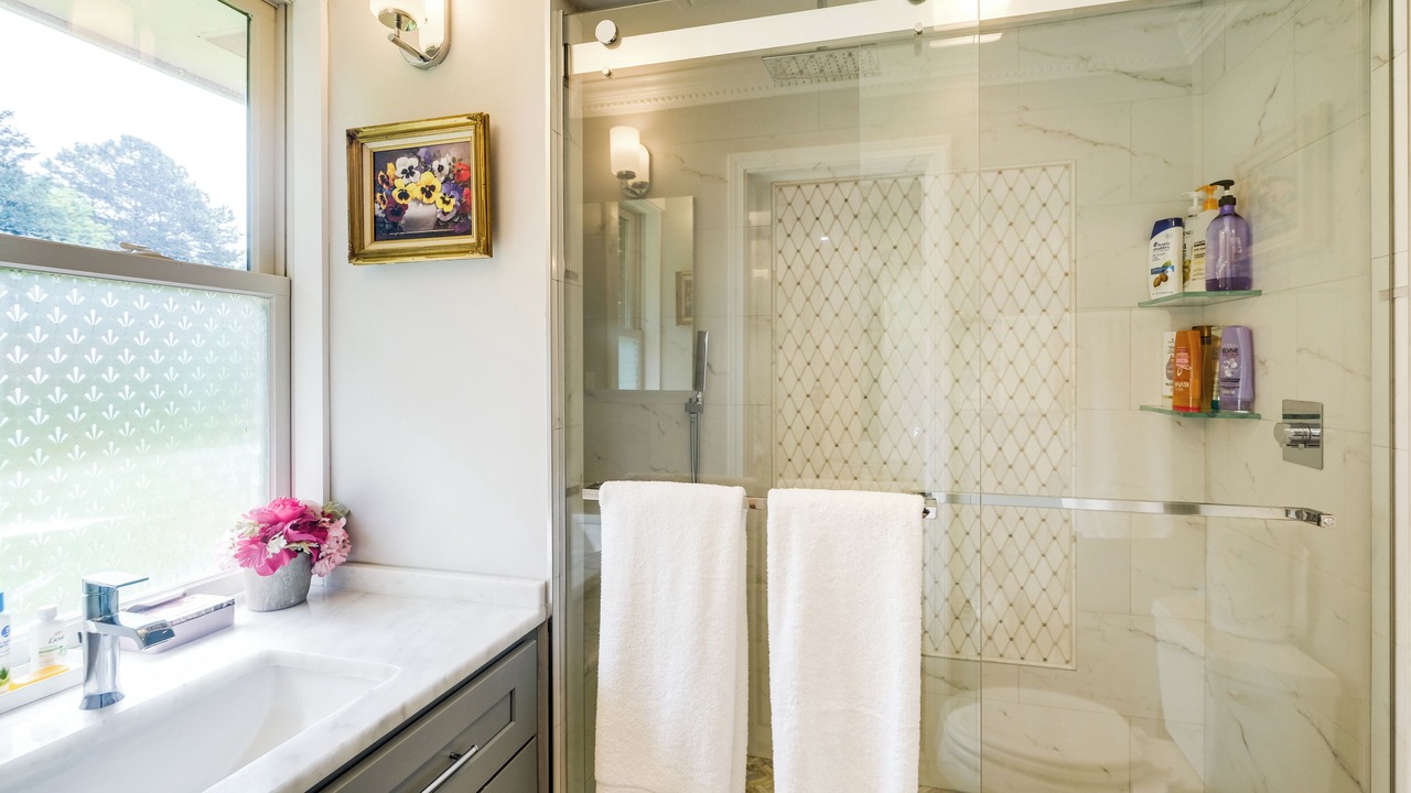 Photo of Bathroom in National Harbor
