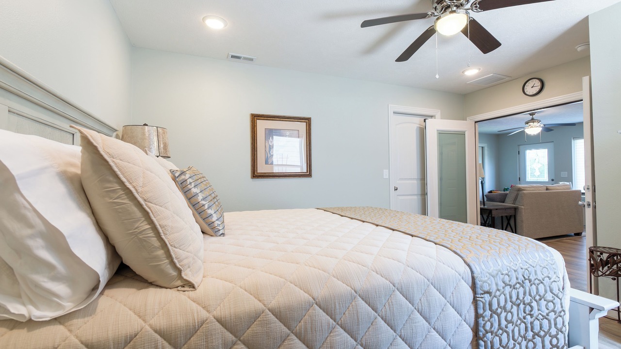 Photo of Bedroom in Ozark
