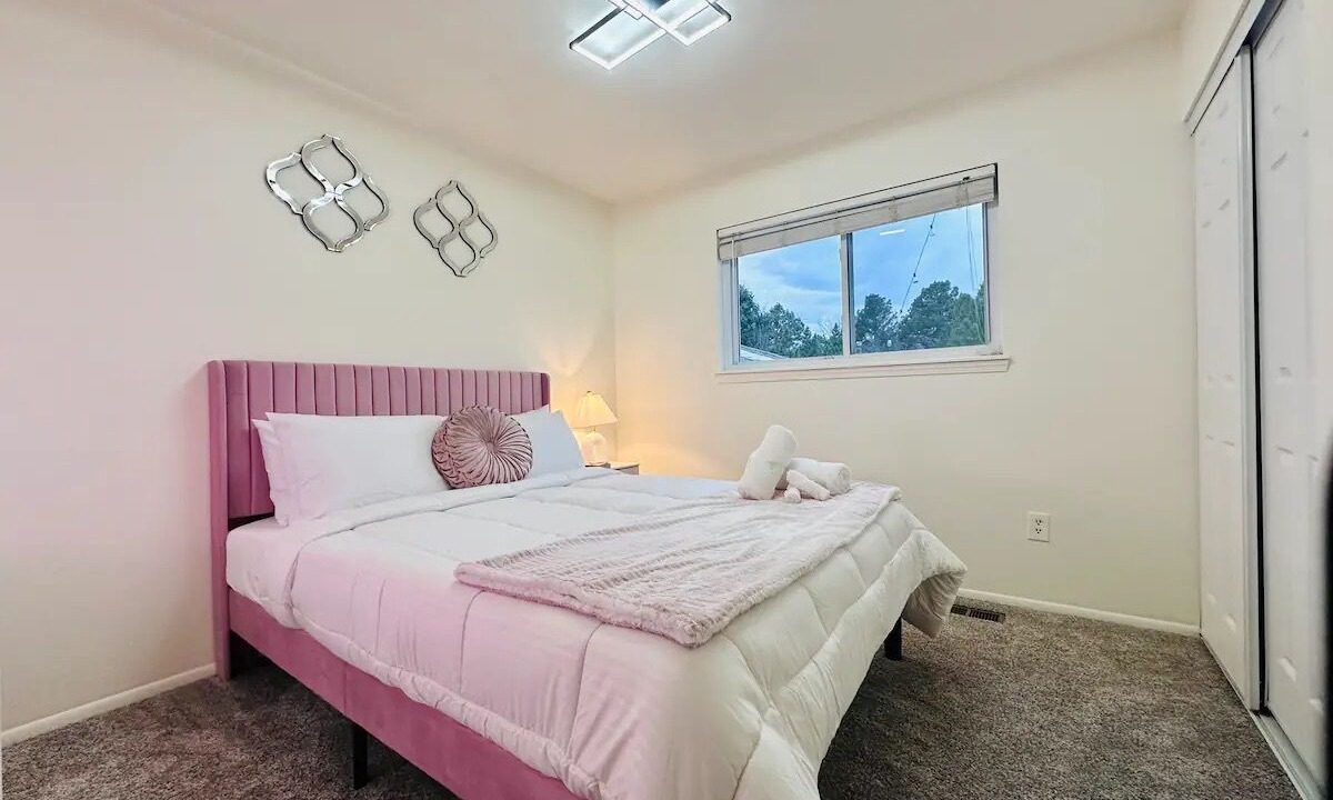 Photo of Bedroom in Castlewood