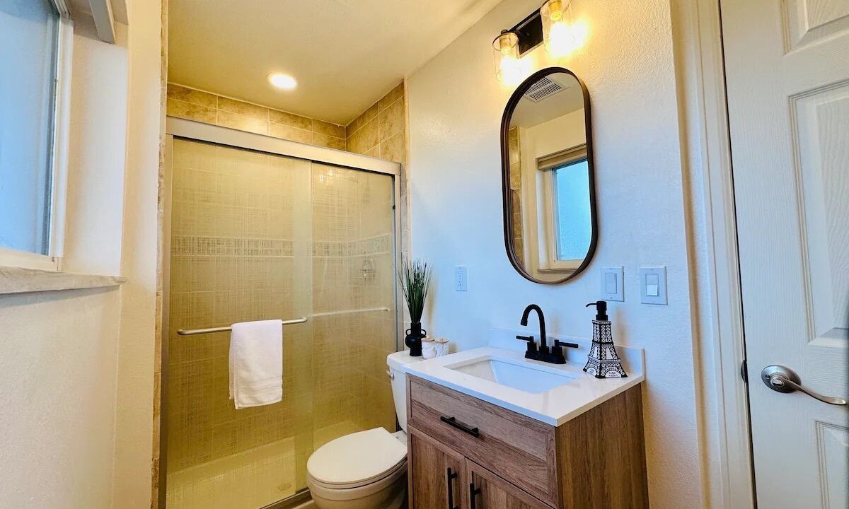 Photo of Bathroom in Castlewood