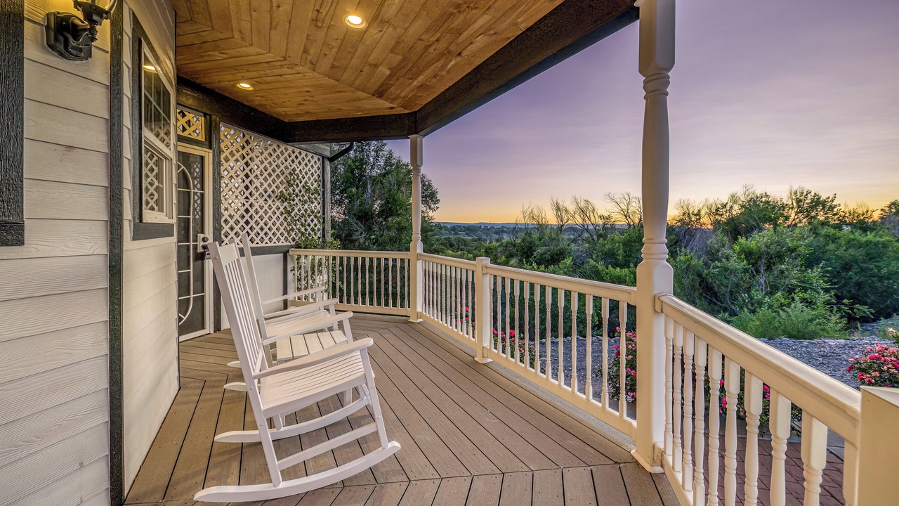 Photo of Patio Balcony in Delta