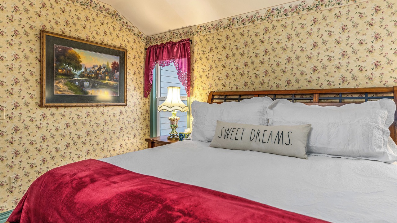 Photo of Bedroom in Delta