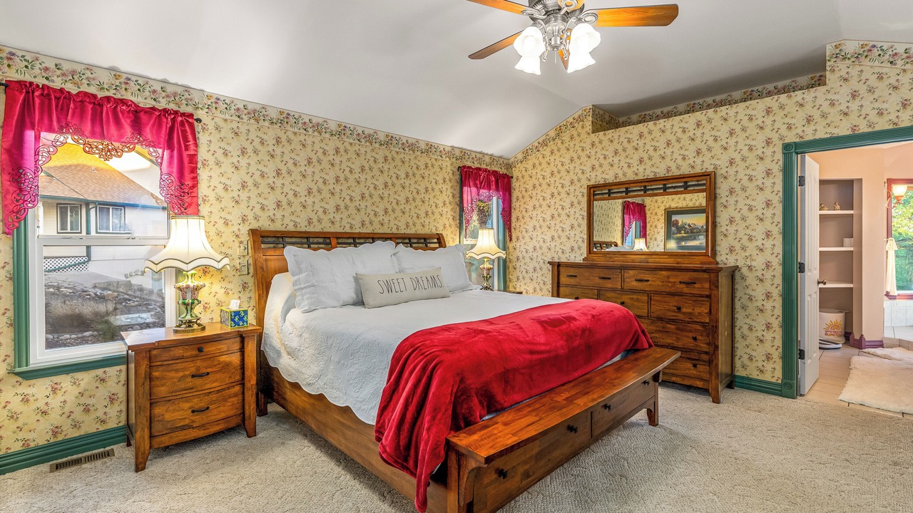 Photo of Bedroom in Delta