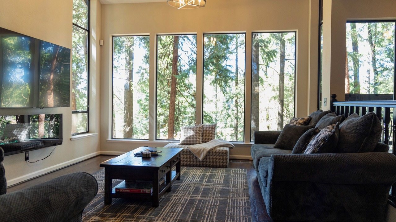 Photo of Livingroom in Pollock Pines