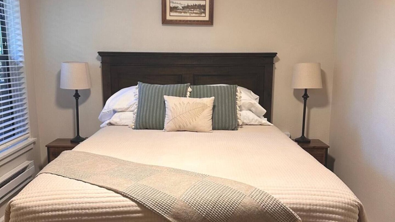 Photo of Bedroom in Pollock Pines