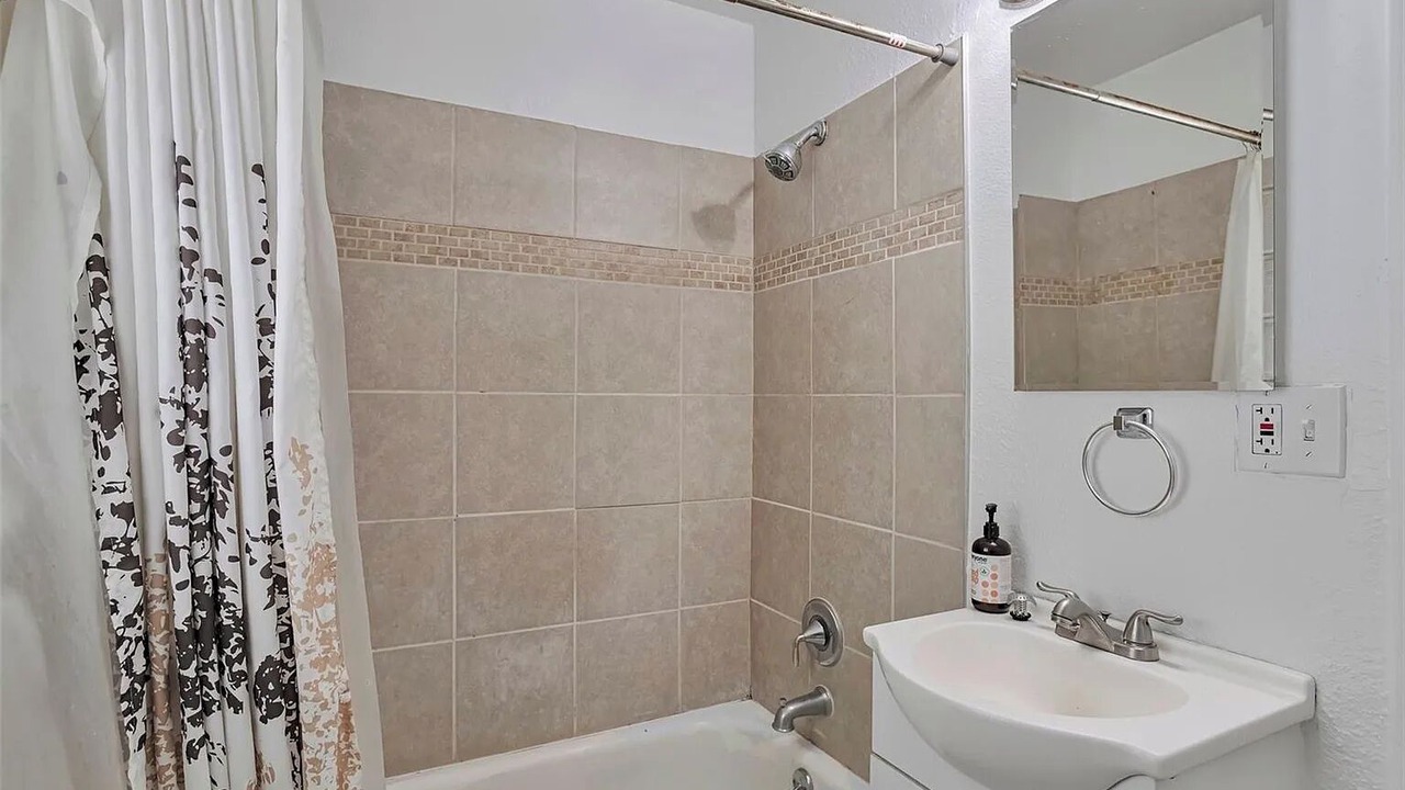 Photo of Bathroom in Whittier