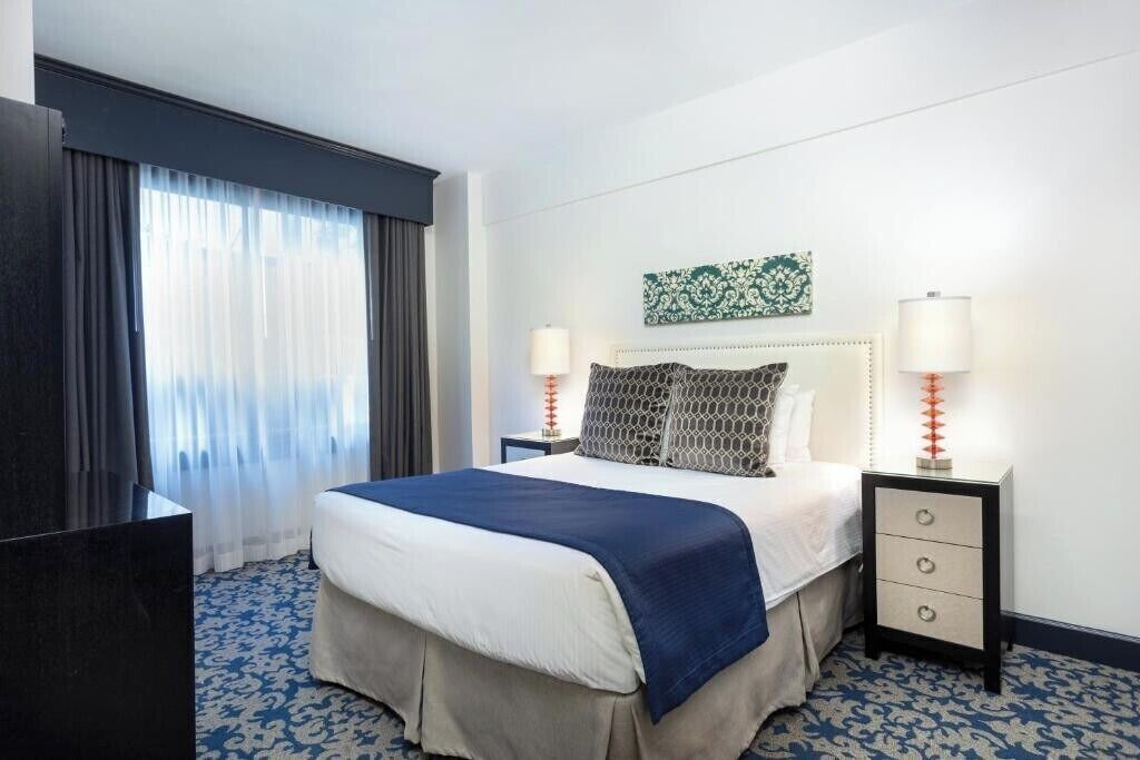 Photo of Bedroom in Lower Nob Hill