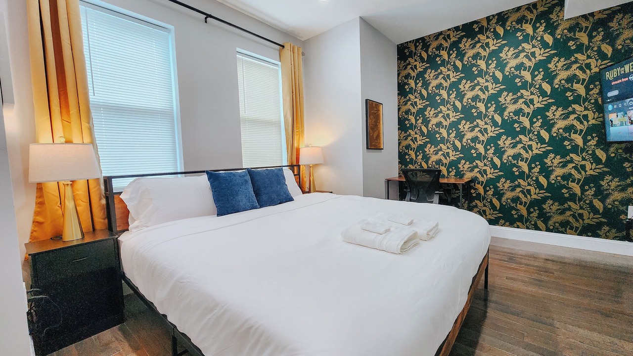Photo of Bedroom in Center City