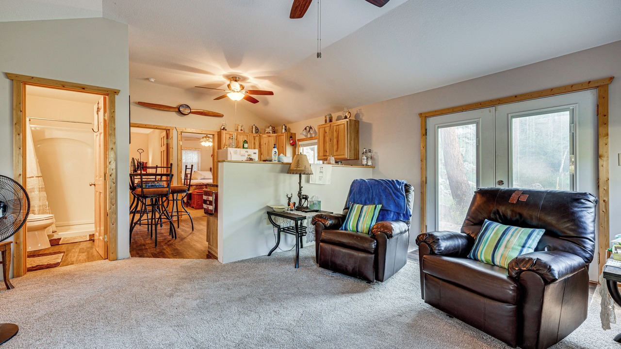 Photo of Bedroom in Drake