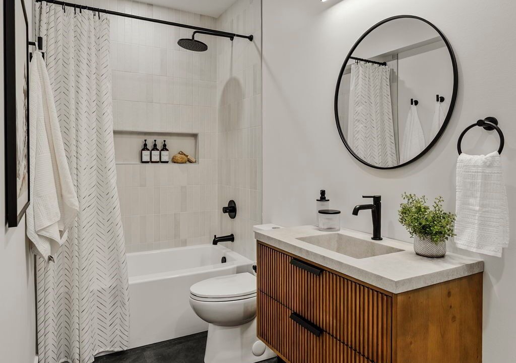 Photo of Bathroom in Adamstown