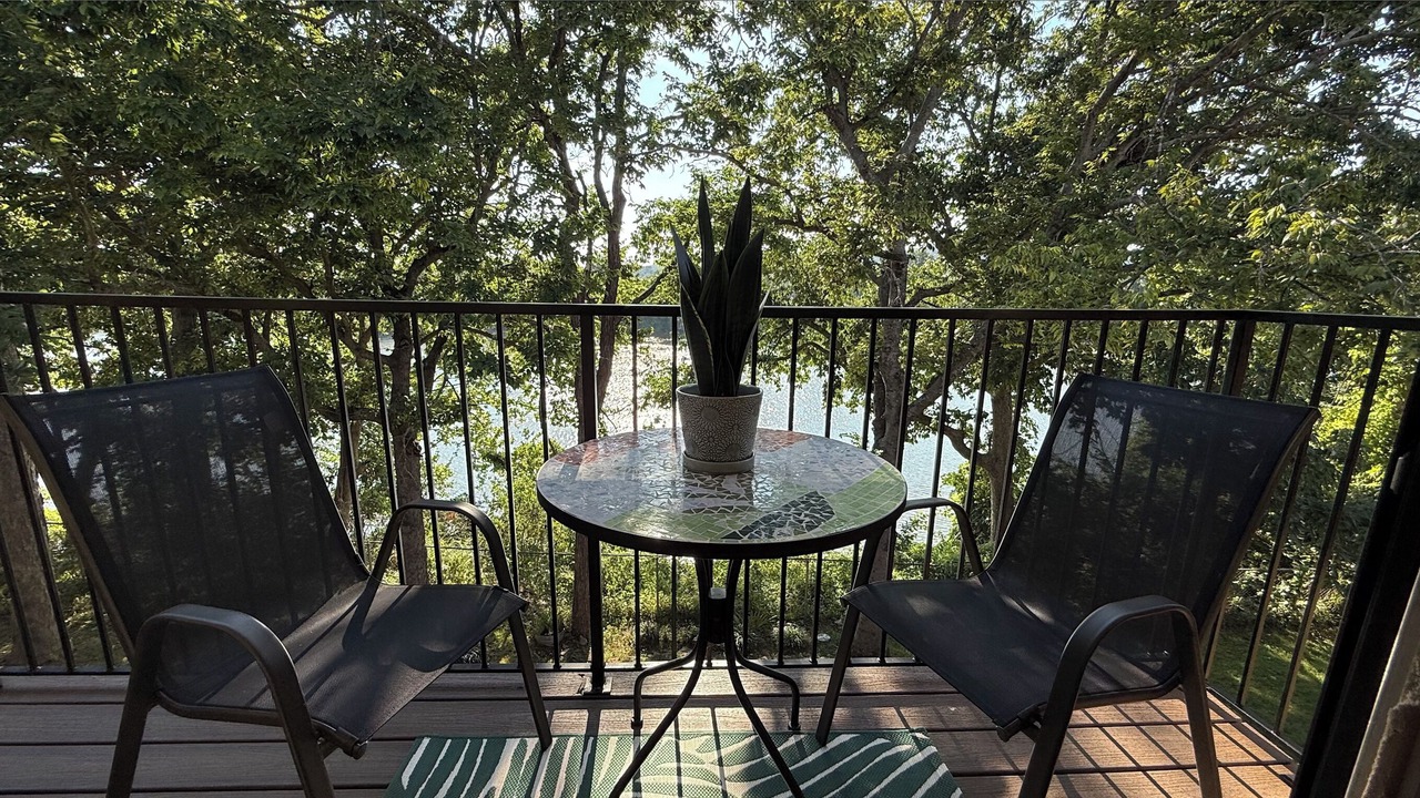 Photo of Patio Balcony in Charlotte Park