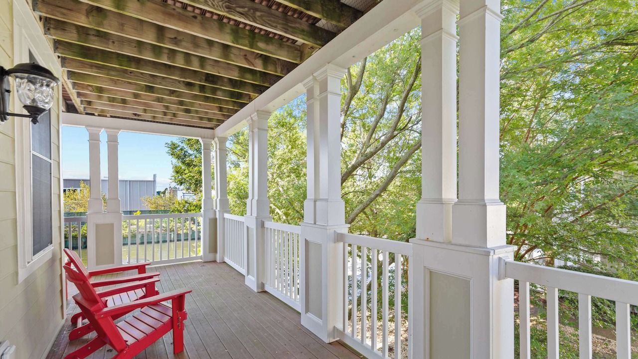Photo of Patio Balcony in Sunset Island