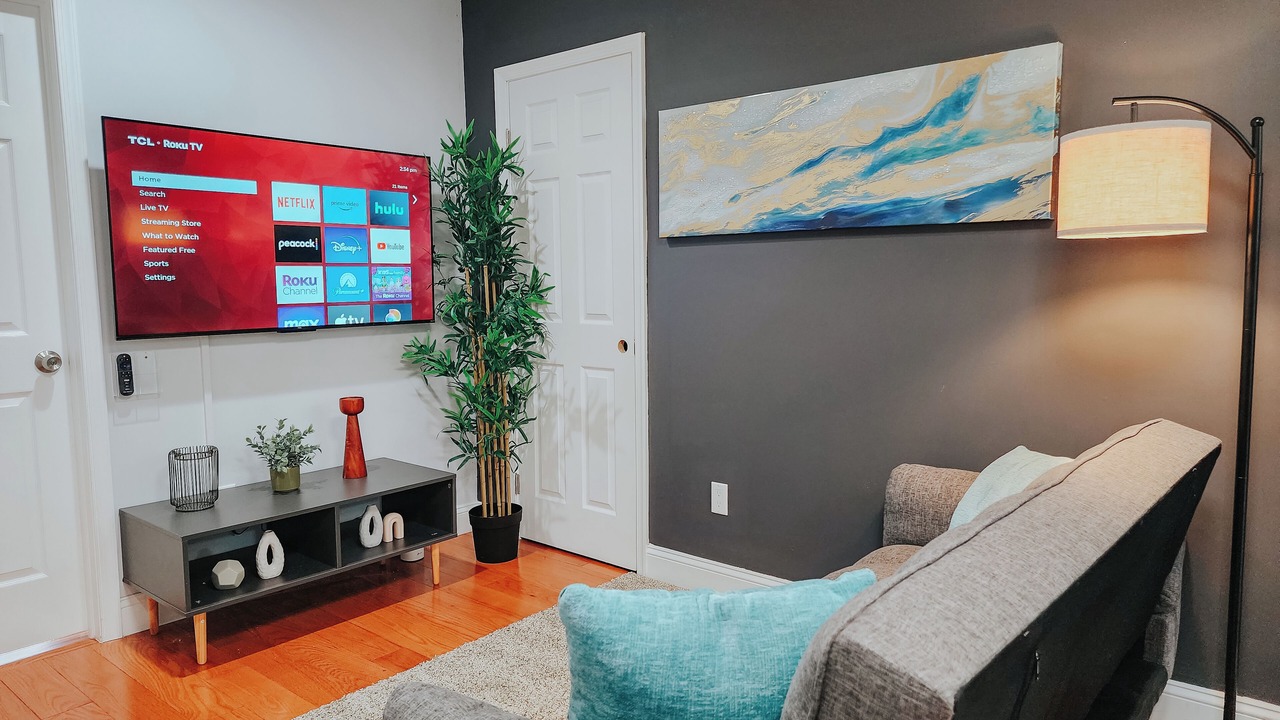 Photo of Livingroom in Center City