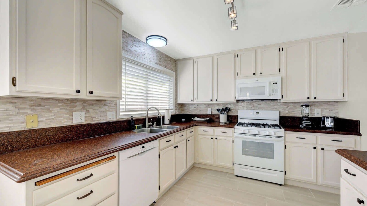 Photo of Kitchen in Green Valley North