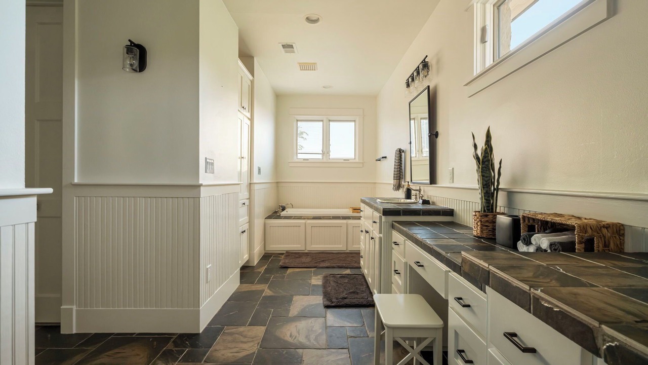 Photo of Bathroom in Georgetown