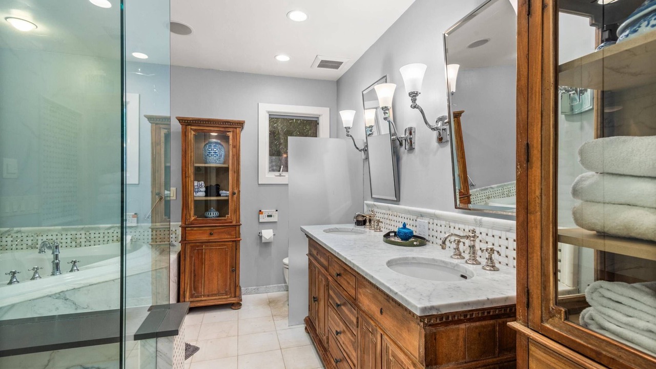 Photo of Bathroom in West End