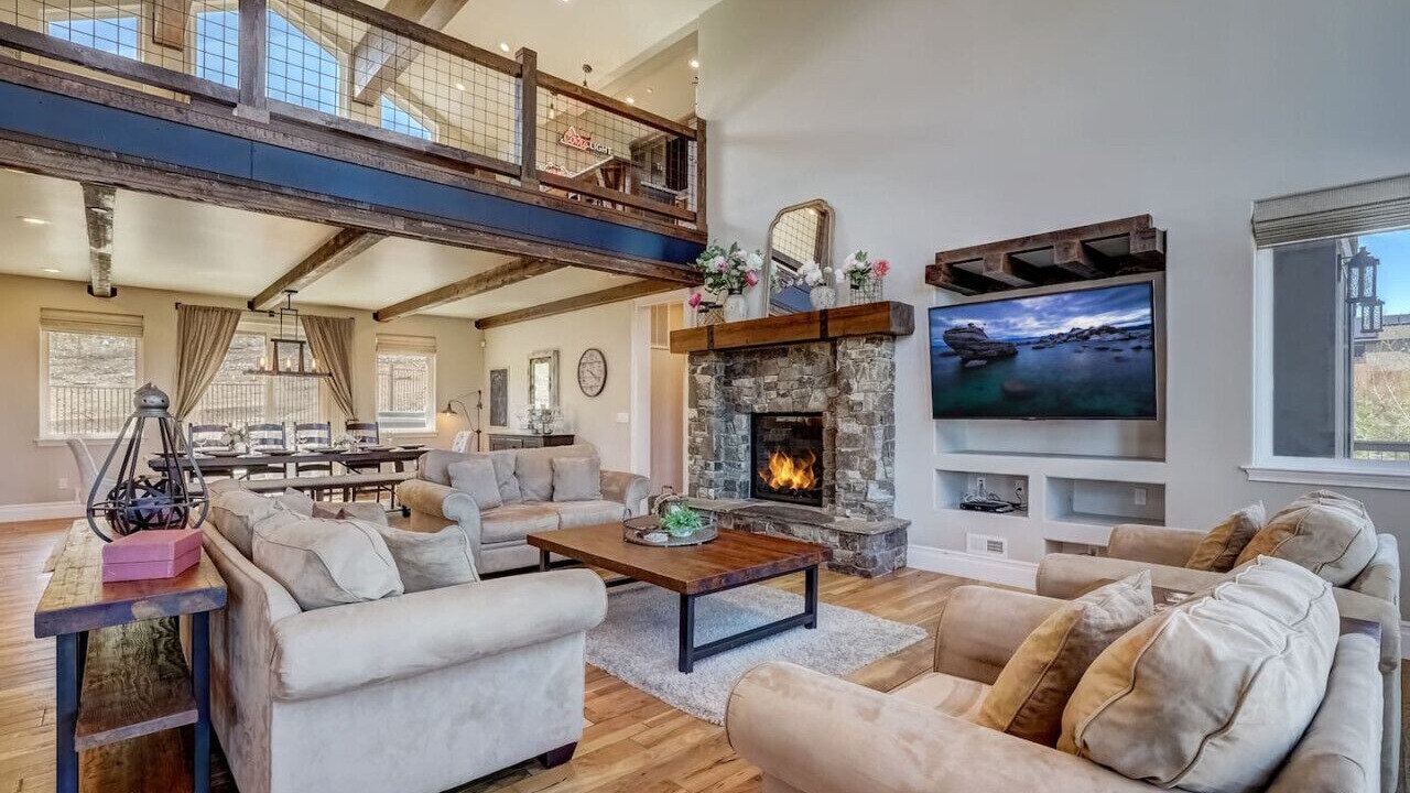 Photo of Bedroom in Mountain View Estates