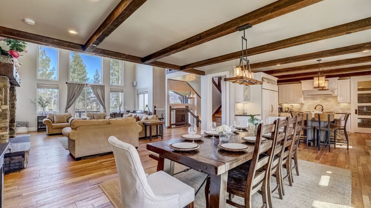 Photo of Bedroom in Mountain View Estates