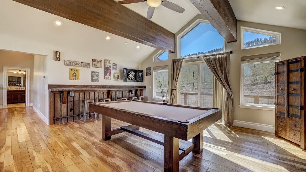 Photo of Outdoor in Mountain View Estates