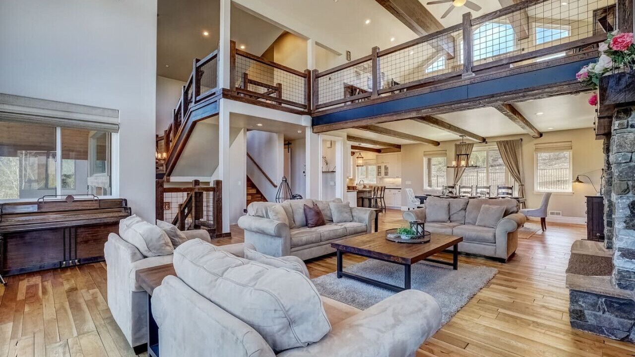 Photo of Bedroom in Mountain View Estates
