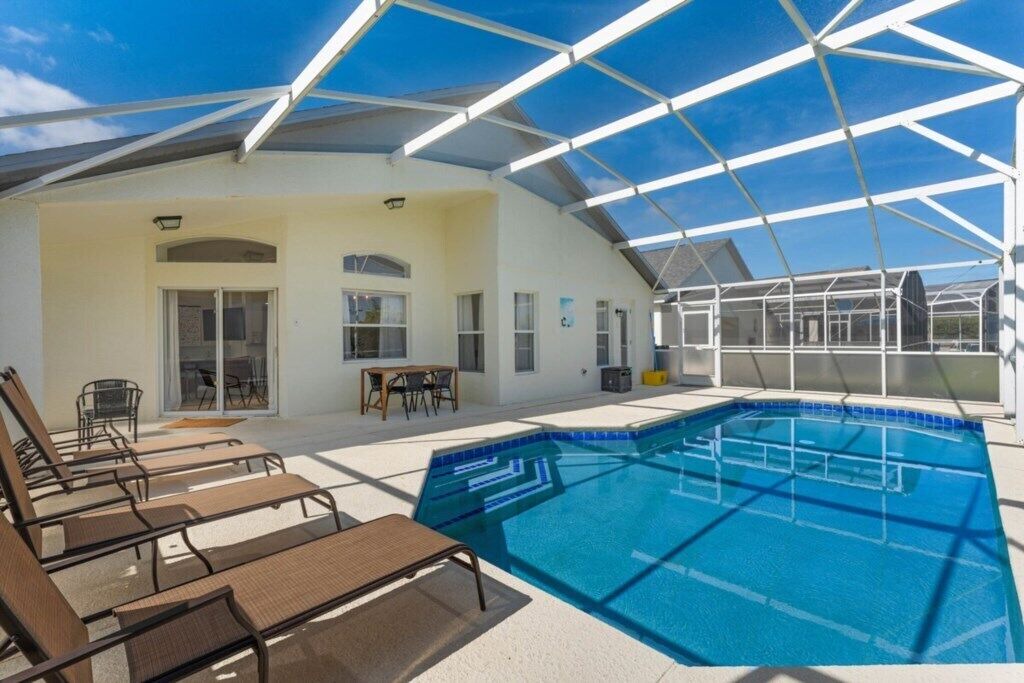 Photo of Outdoor in Westbury