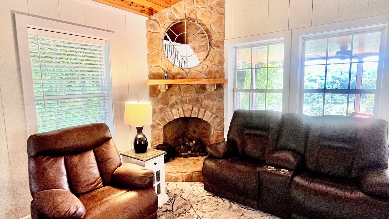 Photo of Livingroom in Scottsville