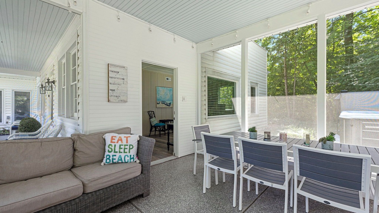 Photo of Outdoor in Lakeside