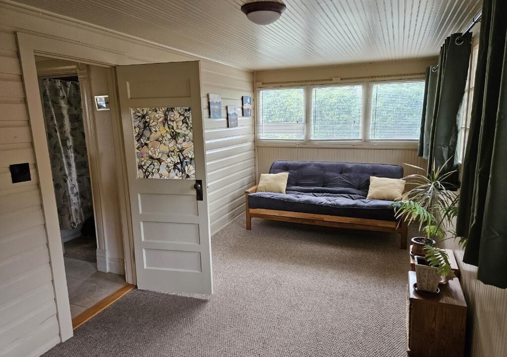 Photo of Livingroom in Canon City