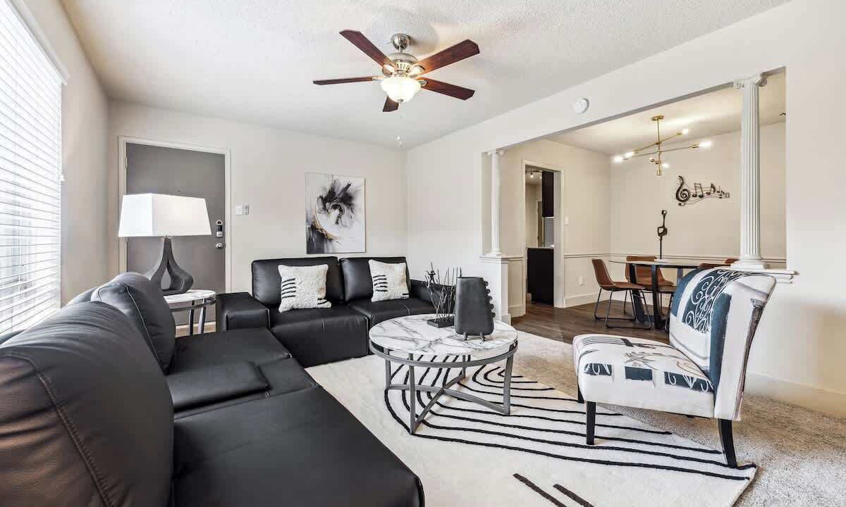 Photo of Livingroom in The Galleria