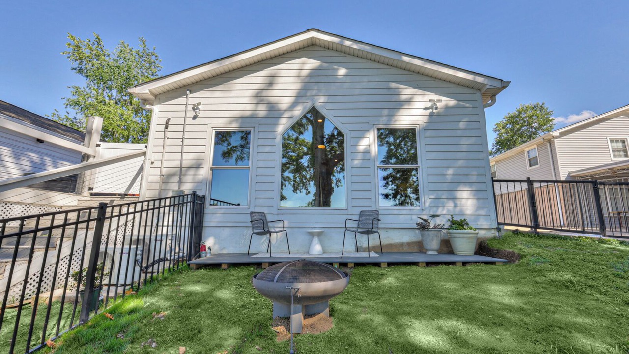 Photo of Patio Balcony in Charlotte Park