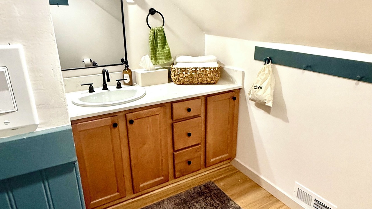 Photo of Bathroom in Lamar Heights Area