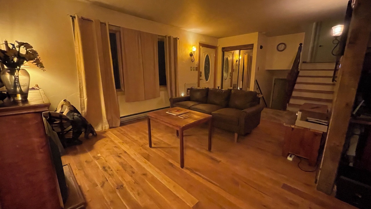 Photo of Livingroom in Sharpsburg