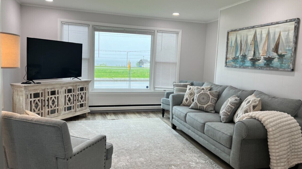 Photo of Livingroom in Mayville