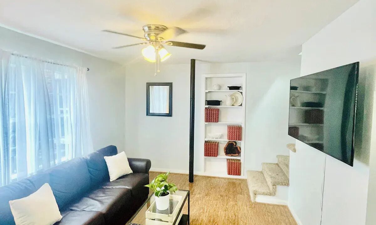 Photo of Livingroom in MacGregor